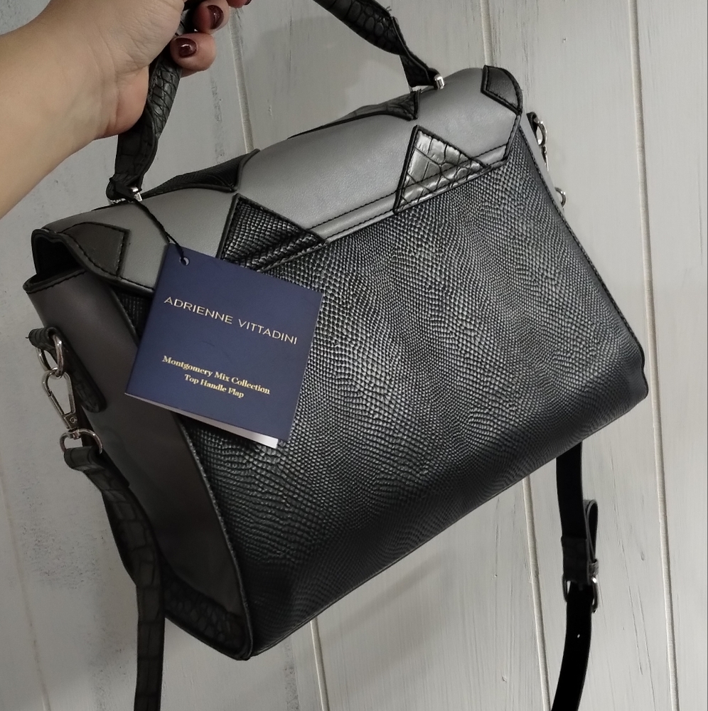 Color Block Pattern Purse - Picture 4 of 13